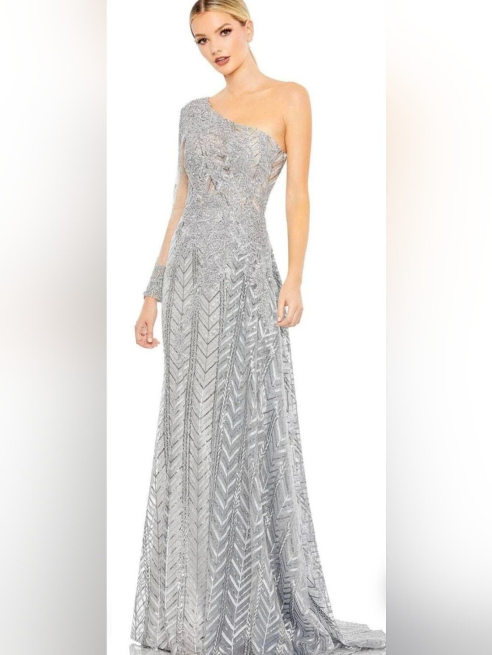 Mac Duggal 20401 One-Shoulder Silver Evening Gown Size 8